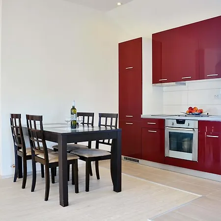 アパート Vip ザダル